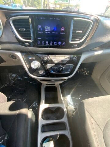 2017 Chrysler Pacifica Touring