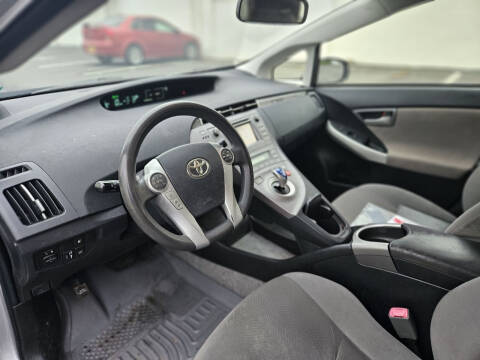 2013 Toyota Prius Plug-in Hybrid Advanced