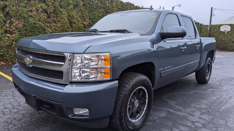 2007 Chevrolet Silverado 1500 for sale at Bates Car Company in Salem OR