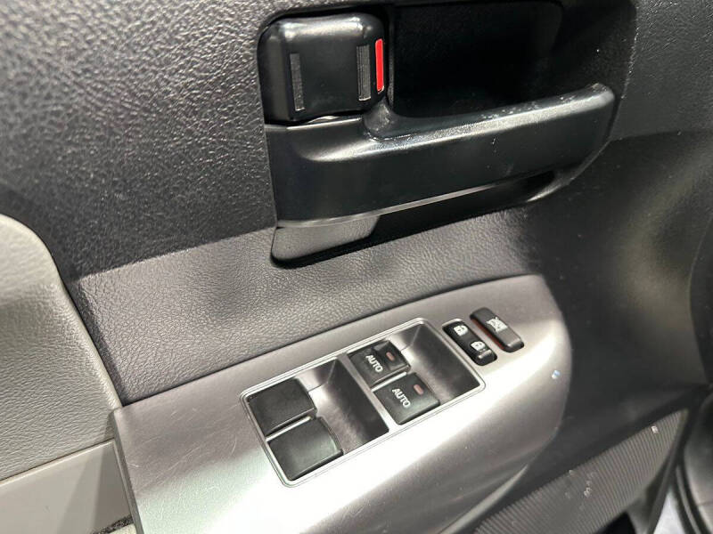 2018 Toyota Sequoia SR5