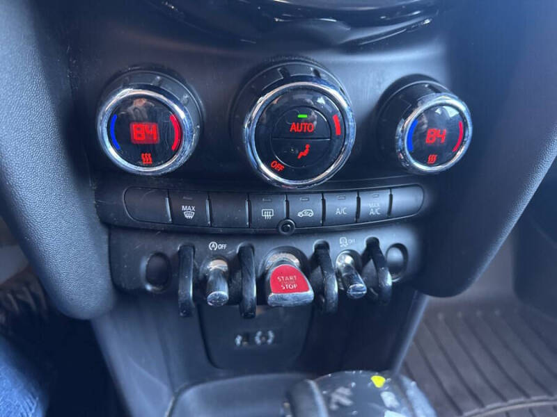 2017 MINI Hardtop 4 Door Cooper