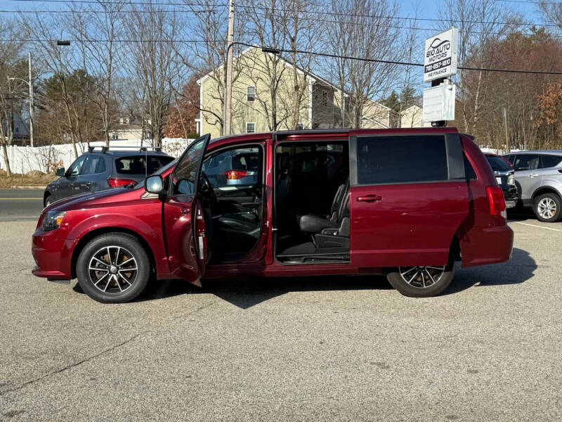 2019 Dodge Grand Caravan GT photo 12