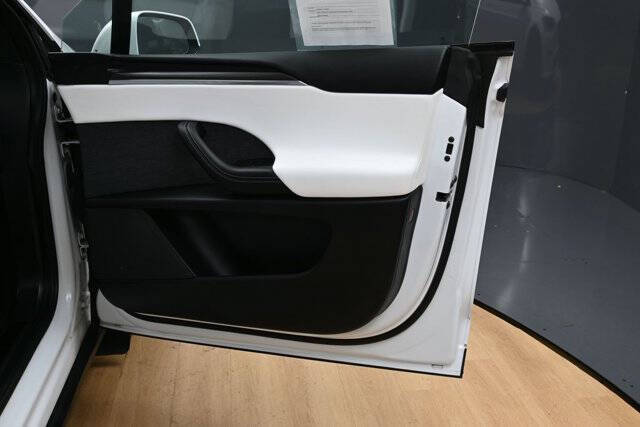 2023 Tesla Model X Plaid
