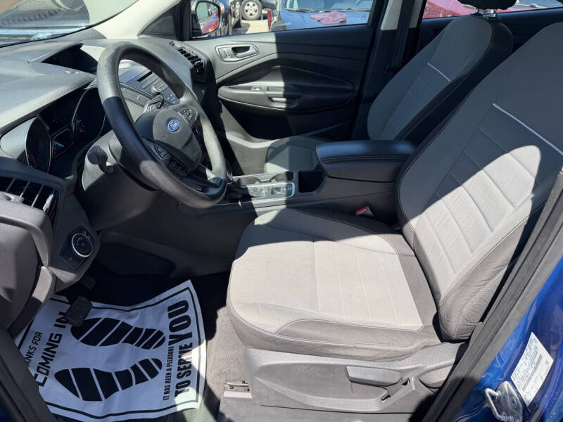 2017 Ford Escape S