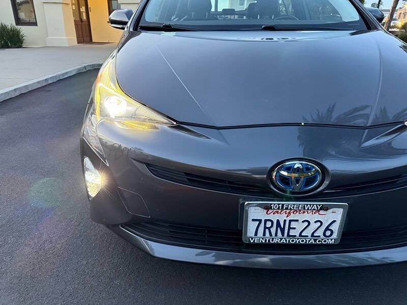 2016 Toyota Prius Three Touring