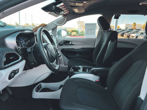 2021 Chrysler Pacifica Touring