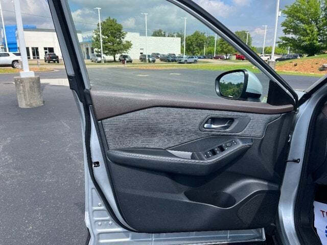 2023 Nissan Rogue 30