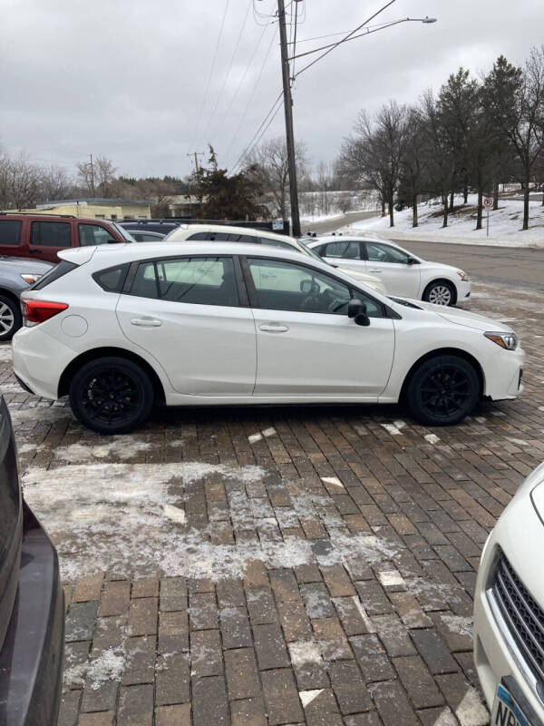 2017 Subaru Impreza 2.0i