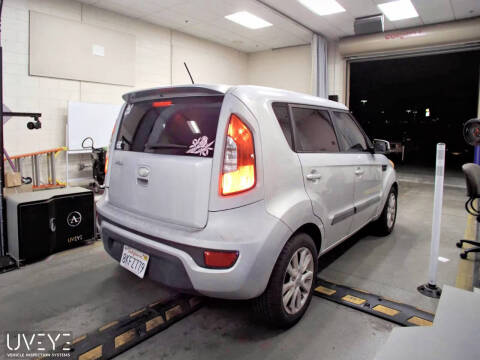 2013 Kia Soul +