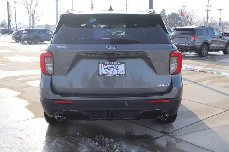 2023 Ford Explorer ST-Line