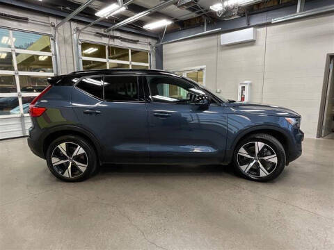2022 Volvo XC40 Recharge Twin Plus