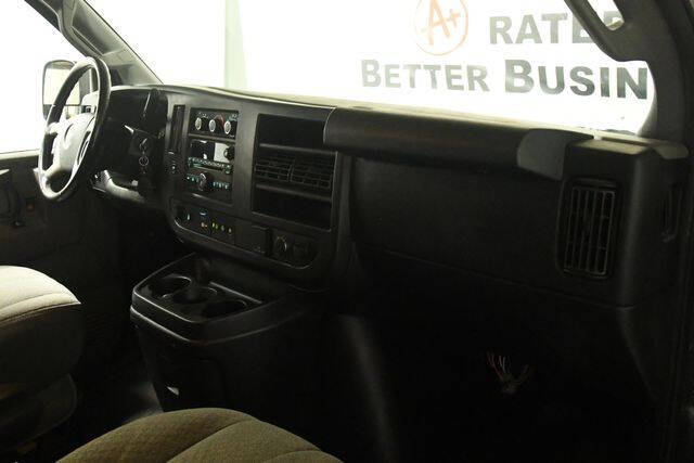 2017 Chevrolet Express LT 3500