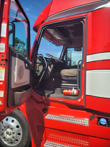 2017 Volvo VNL 780