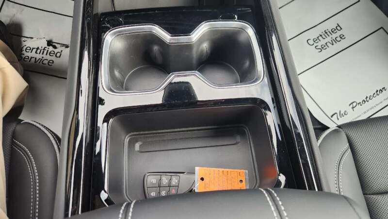 2025 Chevrolet Silverado EV LT