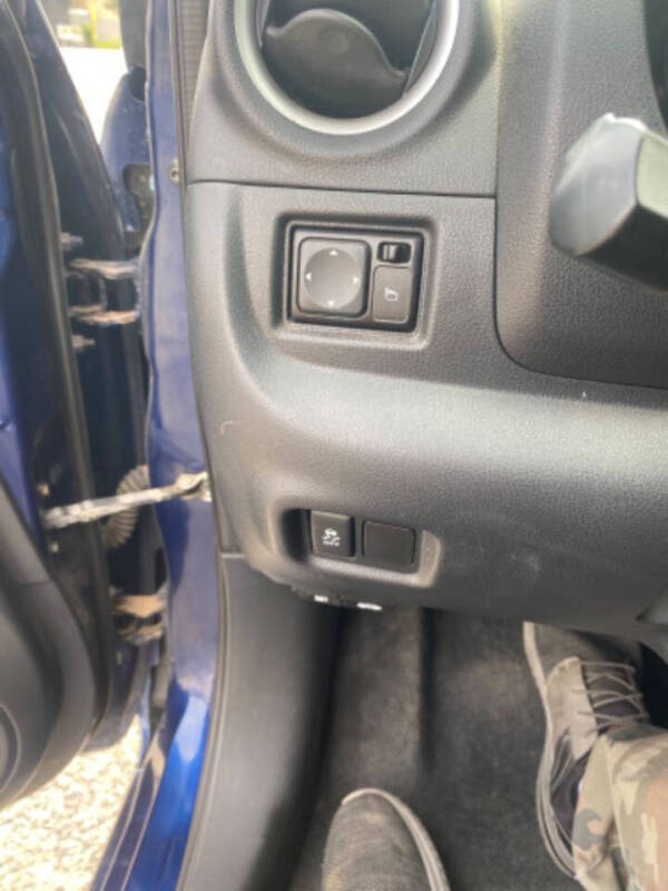 2019 Nissan Versa SV