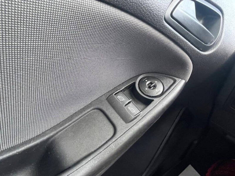 2012 Ford Focus S