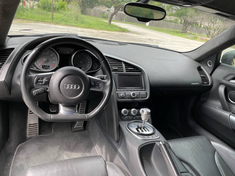 2009 Audi R8 quattro