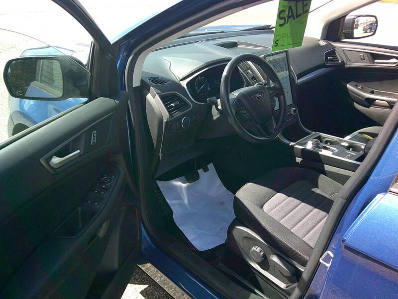 2021 Ford Edge SE
