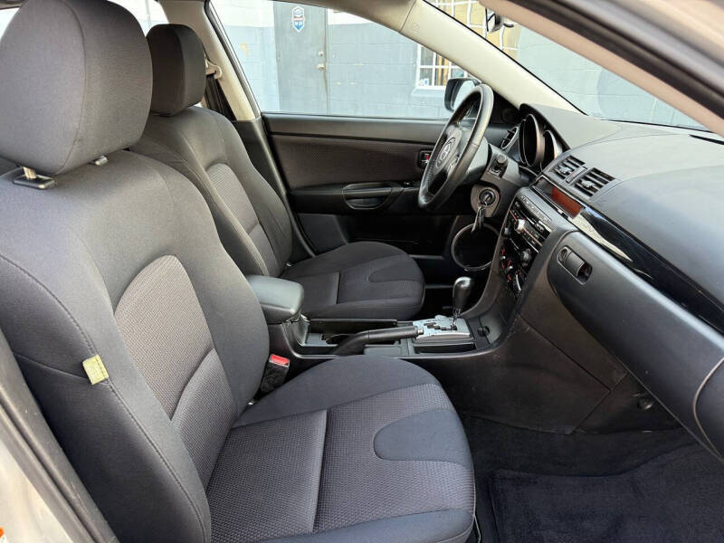 2009 Mazda MAZDA3 s Touring