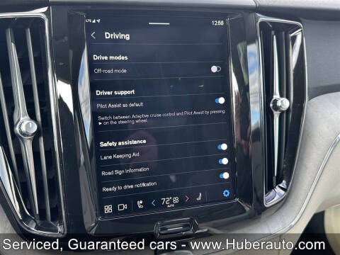 2024 Volvo XC60 B5 Plus Dark Theme