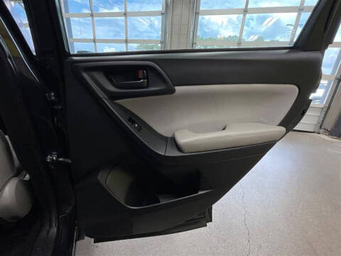 2016 Subaru Forester 2.5i