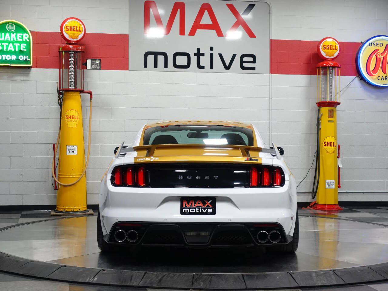 2017 Ford Mustang 8