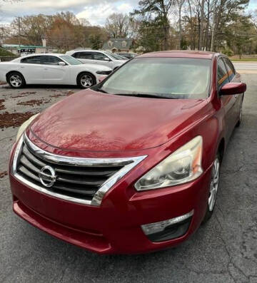 2013 Nissan Altima for sale at Dad's Auto Sales in Newport News VA