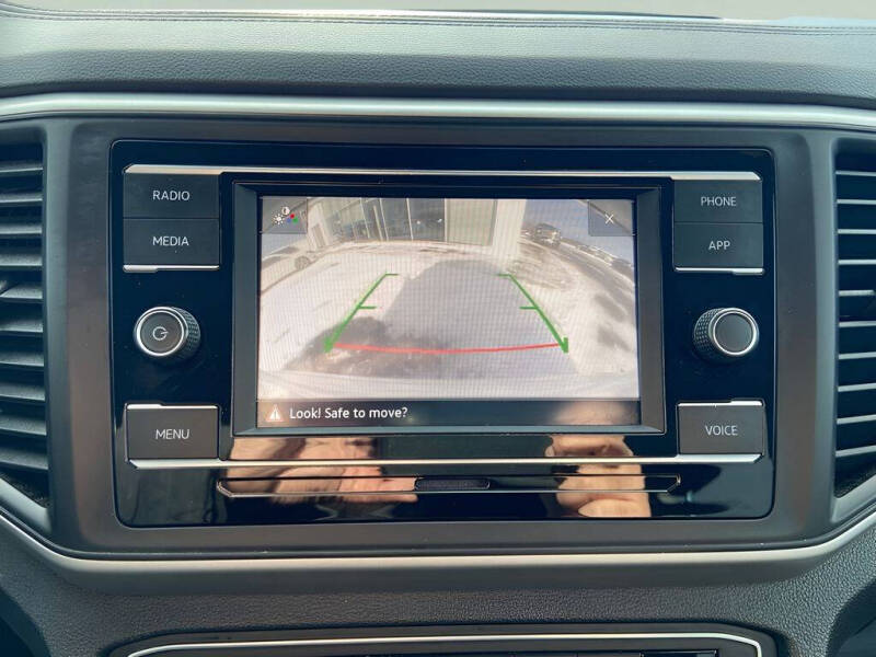 2022 Volkswagen Atlas Cross Sport SE 4Motion