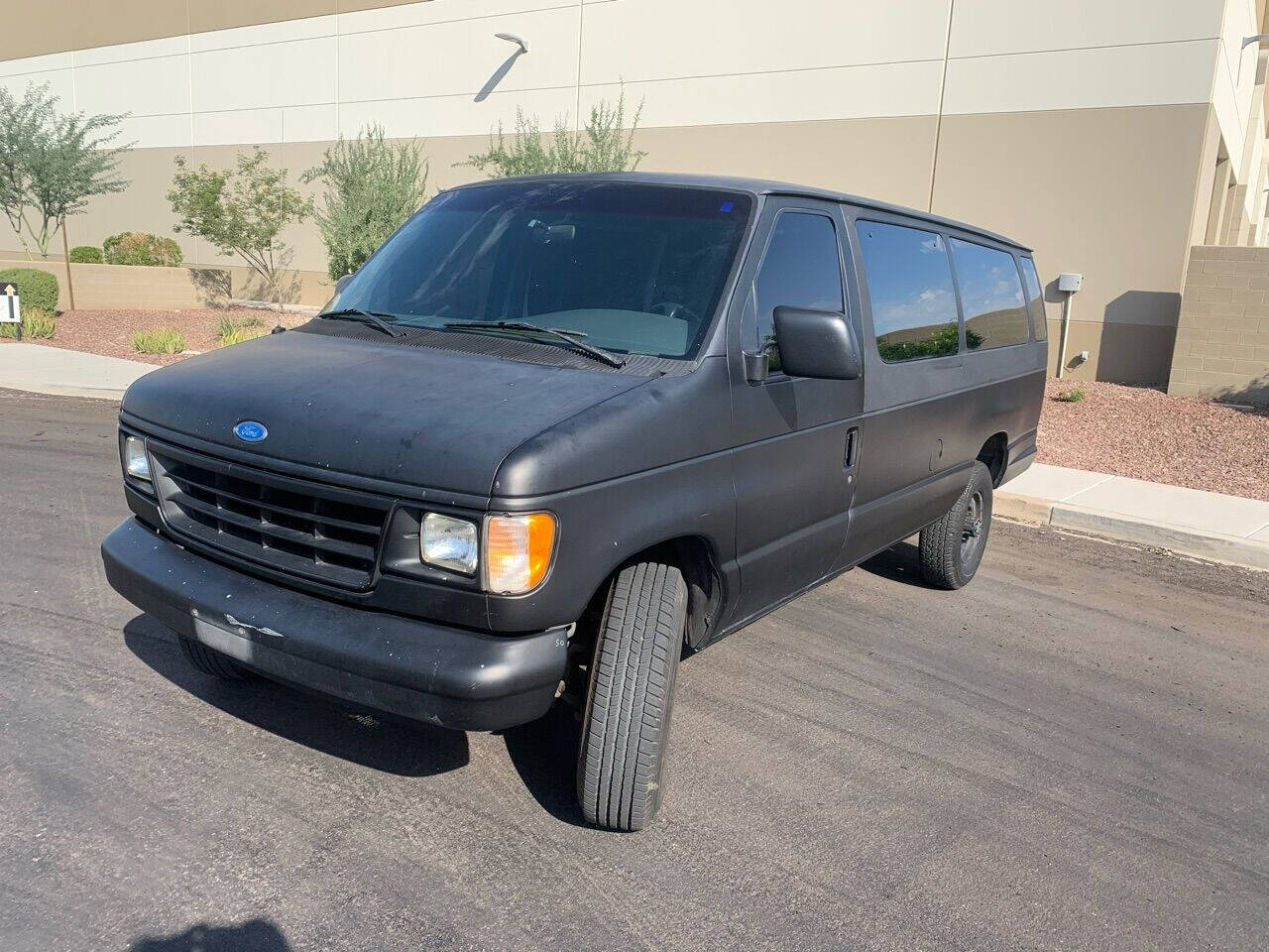 1996 ford club wagon xlt