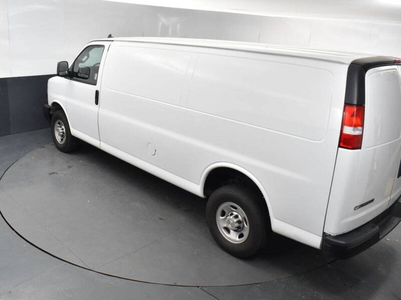 2023 Chevrolet Express 2500