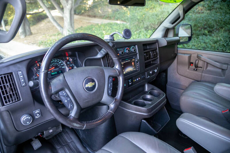 2020 Chevrolet Express 2500