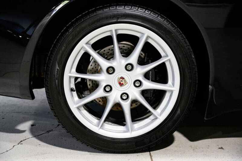 2004 Porsche 911 Carrera