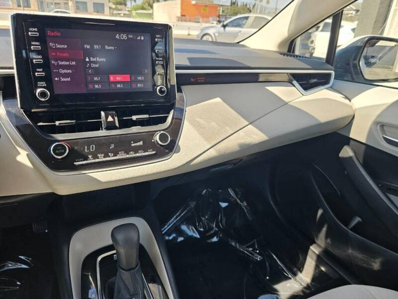 2020 Toyota Corolla LE