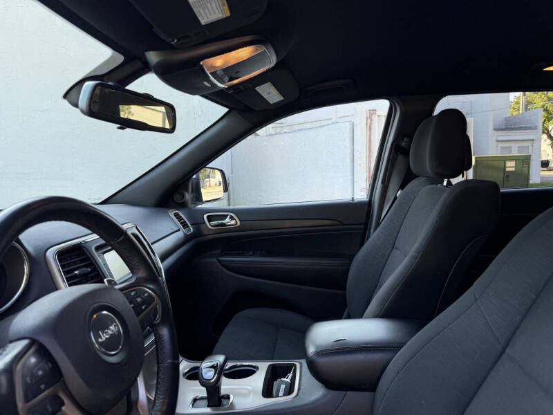 2015 Jeep Grand Cherokee Laredo