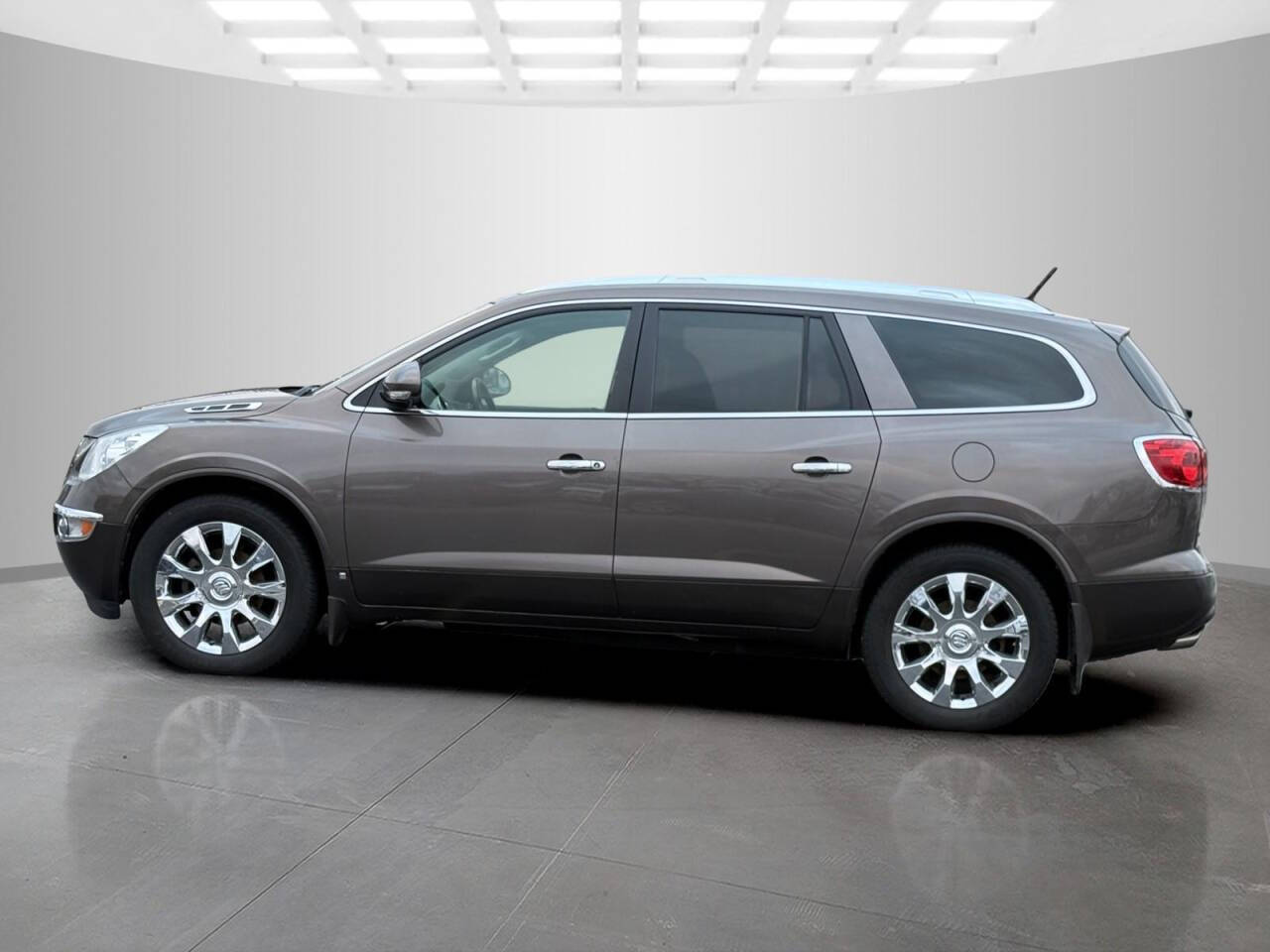 2010 Buick Enclave for sale at Used Cars Toledo in Oregon, OH