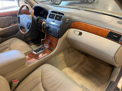 2004 Lexus LS 430
