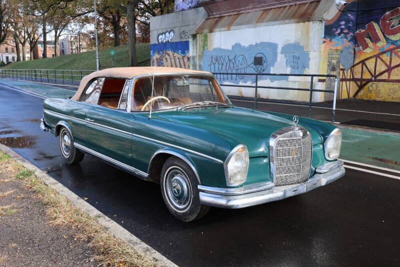 1965 Mercedes-Benz 300-Class