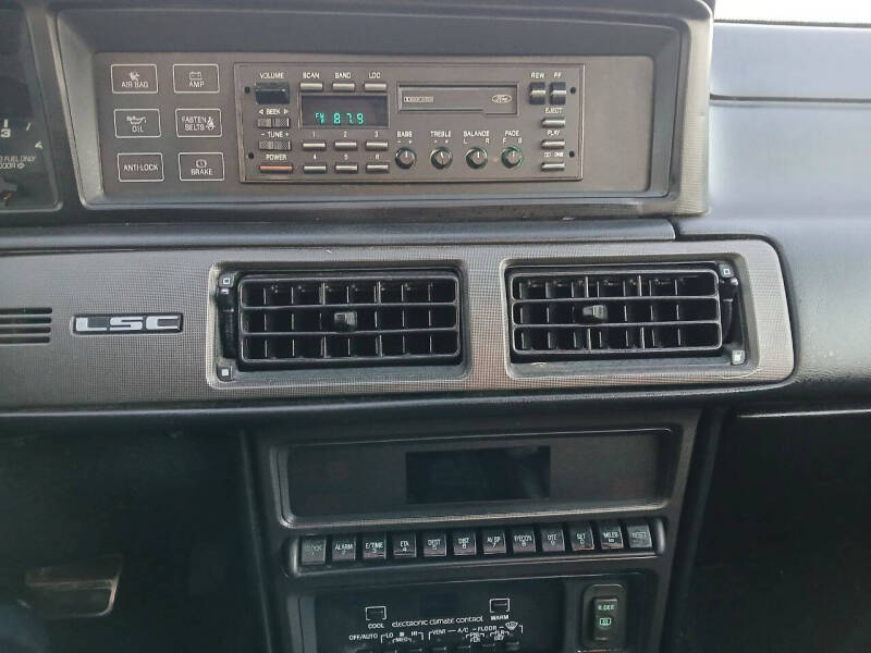 1991 Lincoln Mark VII LSC