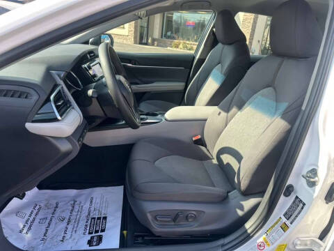 2018 Toyota Camry LE