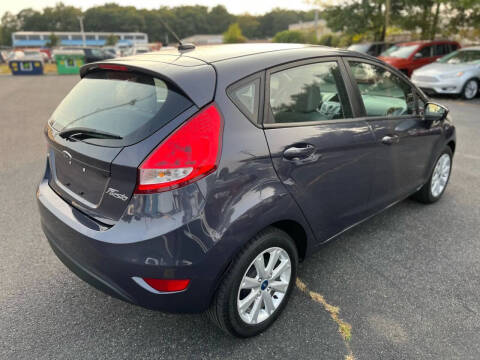 2013 Ford Fiesta SE