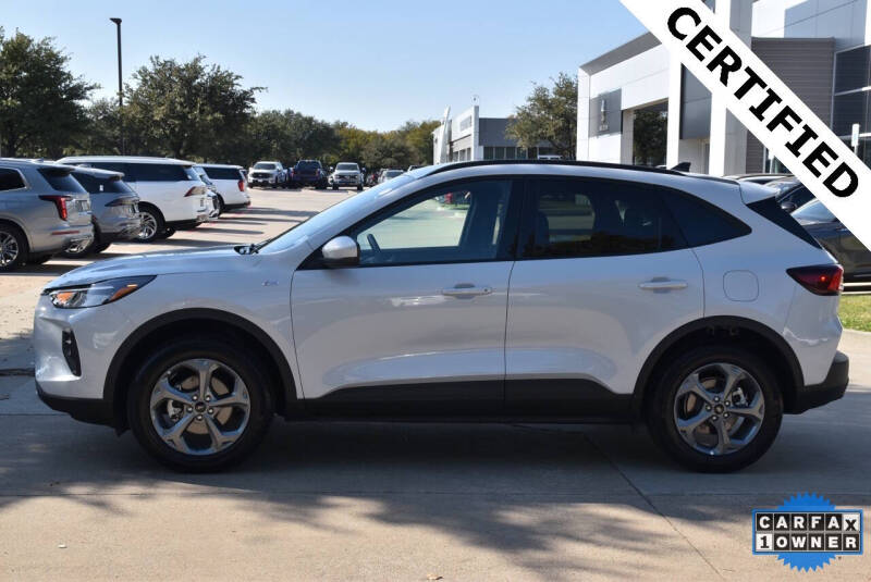 2025 Ford Escape ST-Line Select