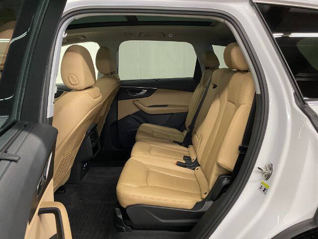 2020 Audi Q7 quattro Premium Plus 55 TFSI