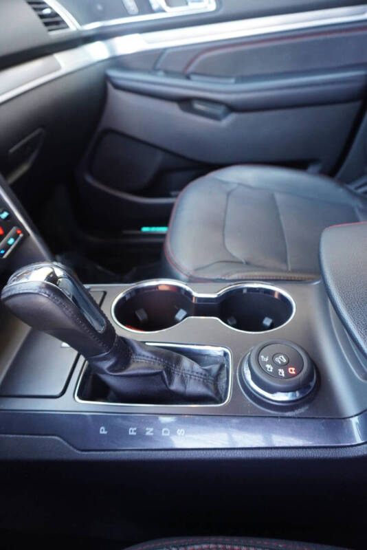 2018 Ford Explorer Sport