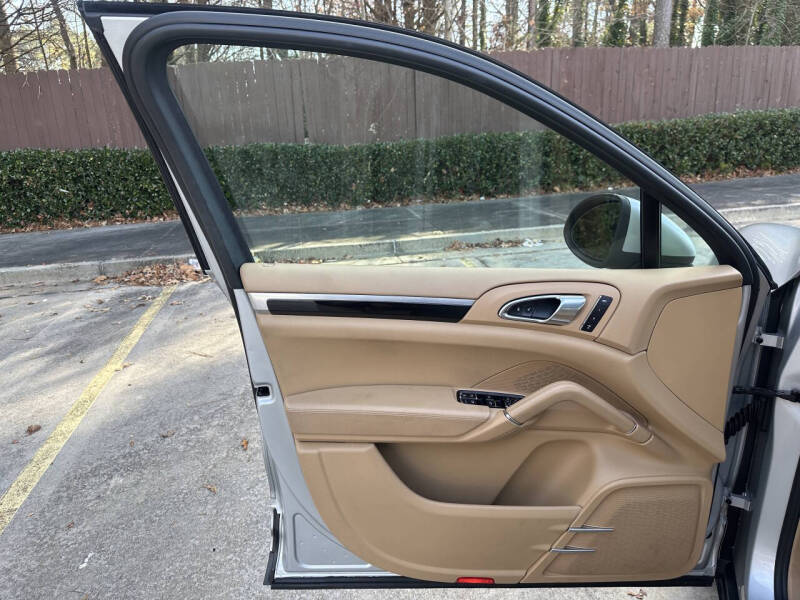 2013 Porsche Cayenne Tiptronic