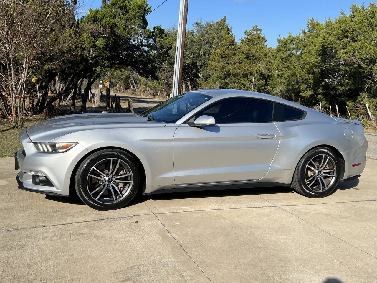 Used Car 2016 Ford Mustang  Gt 2dr Fastback For Sale Under $25,000 In Austin, Texas