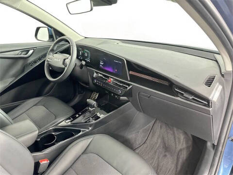 2023 Kia Niro EX Touring