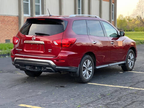 2018 Nissan Pathfinder SL