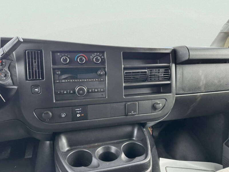 2016 Chevrolet Express 2500