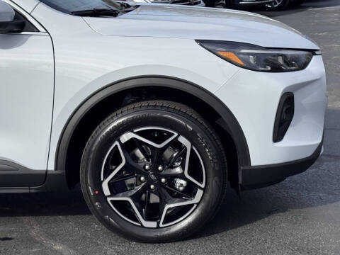 2026 Ford Escape Platinum