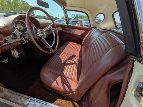 1957 Ford Thunderbird